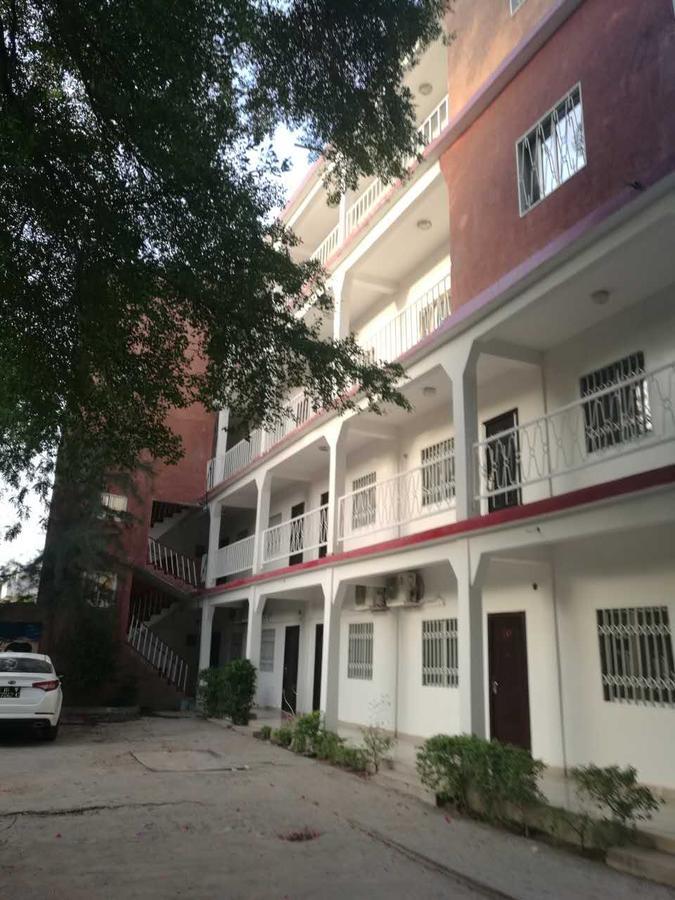 Shanghai Hotel N'Djamena Exterior photo